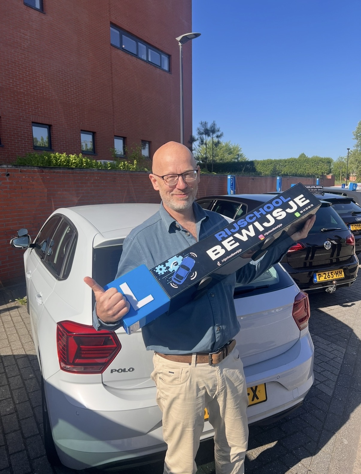 Geslaagde leerling 1 met rijbewijs